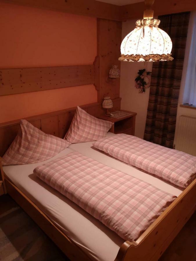 Haus Pechtl Hotel Sankt Leonhard im Pitztal Eksteriør billede